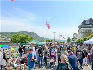 Mehr Trödel- und Antikmärkte
auf der Remagener Rheinpromenade