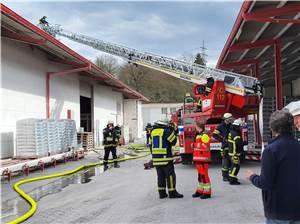Industriebrand in Andernach-Miesenheim