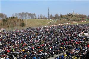 Nürburgring erwartet tausende Biker bei „Anlassen“