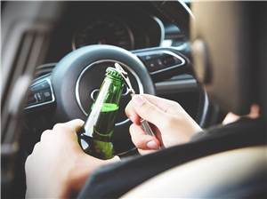 Neuwied: Fahrer war zu betrunken zum Pusten
