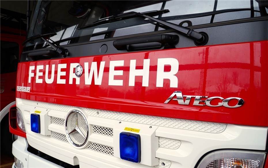 Vallendar: Auto in Flammen