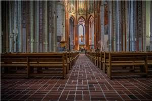 Kirche im Visier von Vandalen: Unbekannte Täter setzen Zerstörungswelle fort