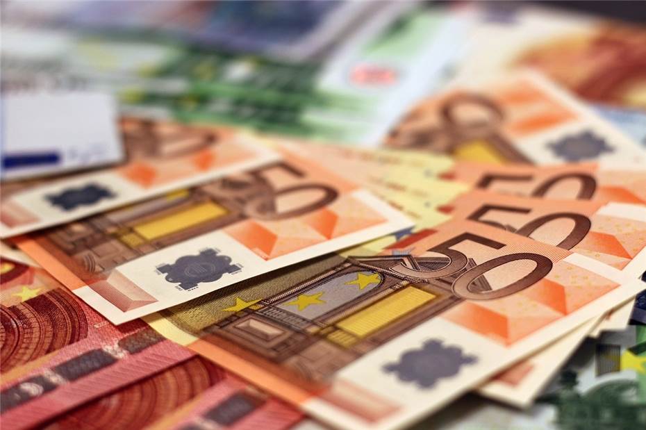 Kleiner Trick, große Summe: Falscher „50 Euro-Schein-Sammler“ erbeutet mehrere tausend Euro
