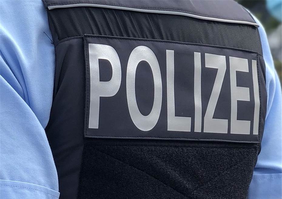 VG Vordereifel: Polizei sucht nach blauem Volkswagen
