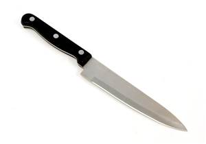 Beamte handeln schnell: Frau mit Messer aus Zug geholt