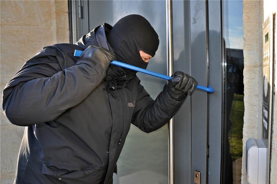 Einbrecher im Hotel: Tresor mit Bargeld gestohlen
