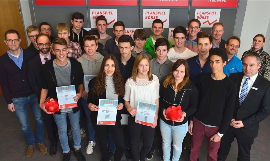 Schüler erzielten an der Börse 5000 Euro