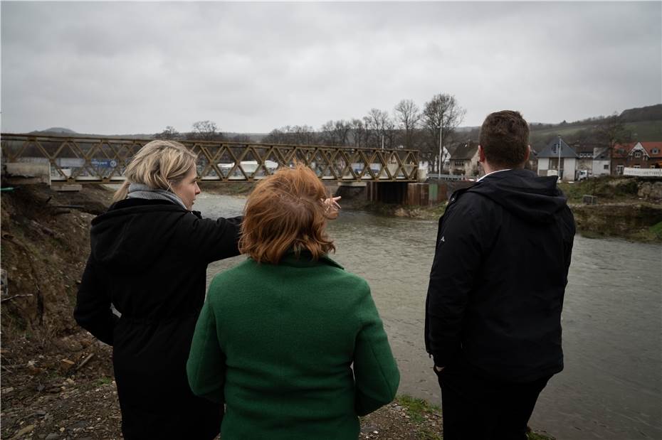 Fraktionsspitze der SPD besucht mehrere von der Flut betroffene Ahrtal-Gemeinden