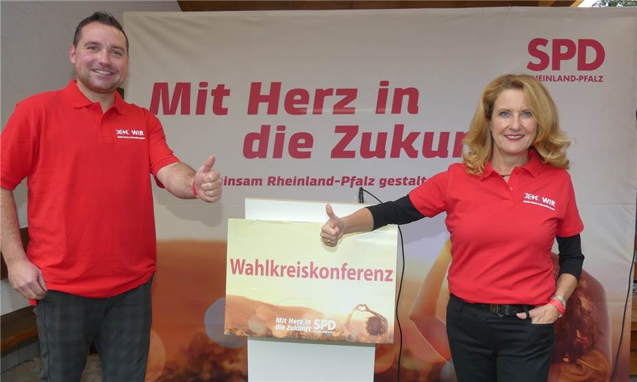 Eindeutiges Delegiertenvotum
zugunsten beider Landtagskandidaten