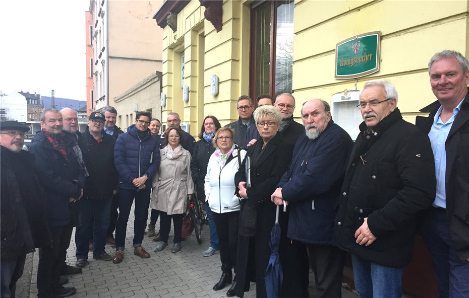 SPD-Fraktion informiert sich über Parkplatzsituation in Lützel