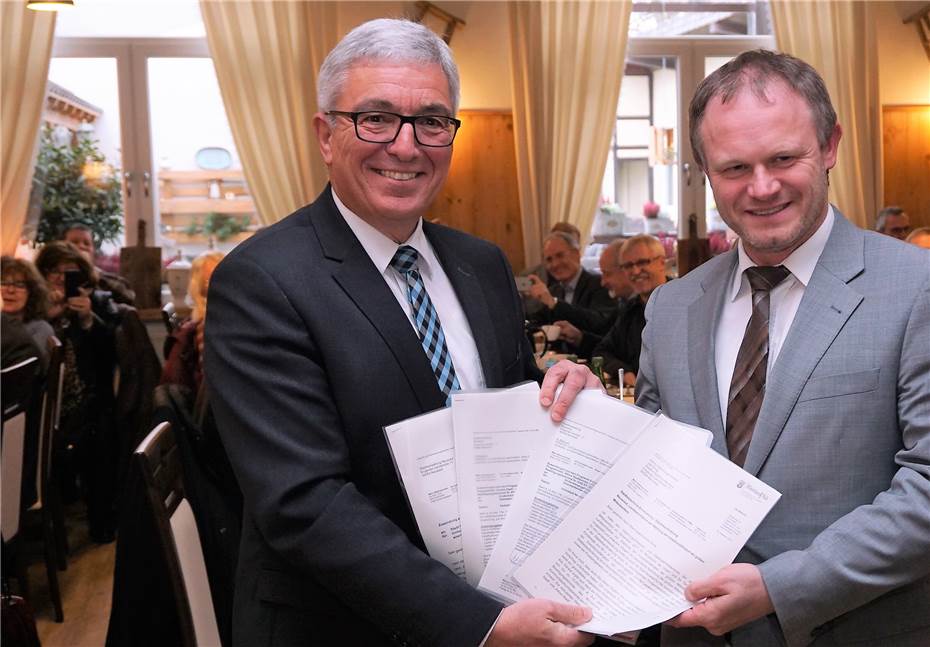 Innenminister Roger Lewentz kam mit 14 Mio. Euro nach Neuwied