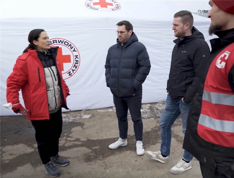 Digitaler Austausch mit leitender Mitarbeiterin des Roten Kreuzes