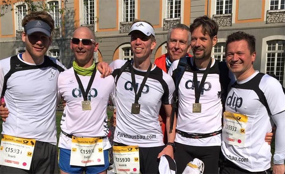 Wessler, Hoben und Grass
finishten Halbmarathon-Distanz