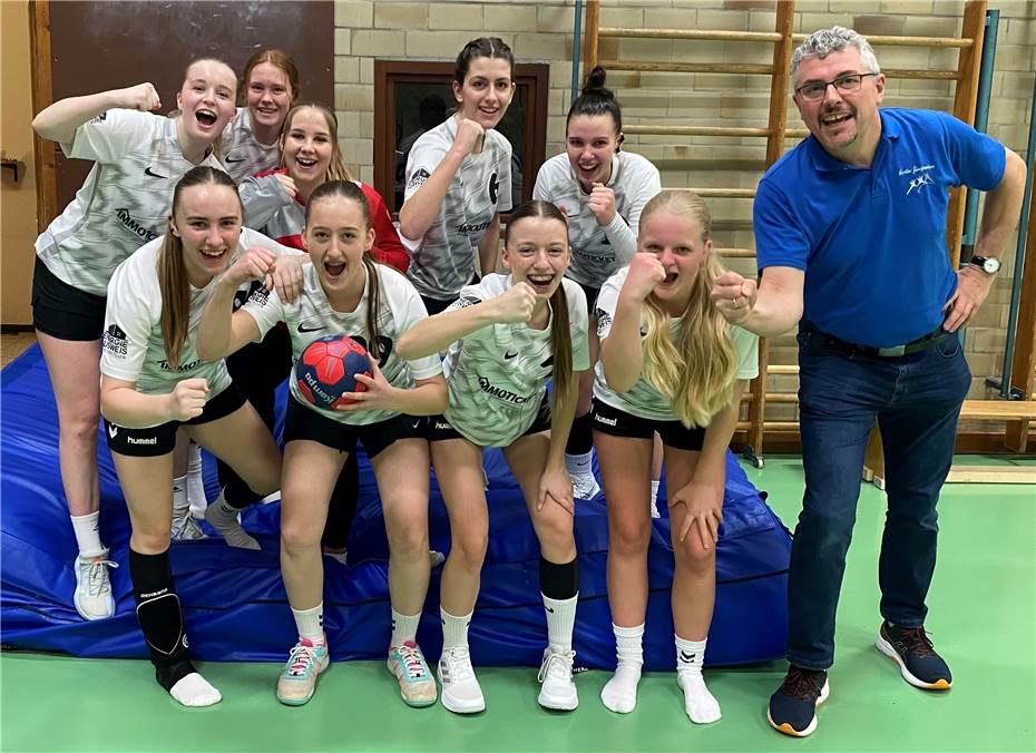Erster Platz beim Regionalentscheid Jugend trainiert für Olympia Handball 2023