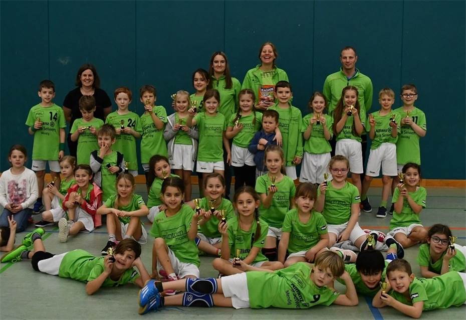 Zehn Mannschaften bei
Handball Mini-Turnier in Mendig