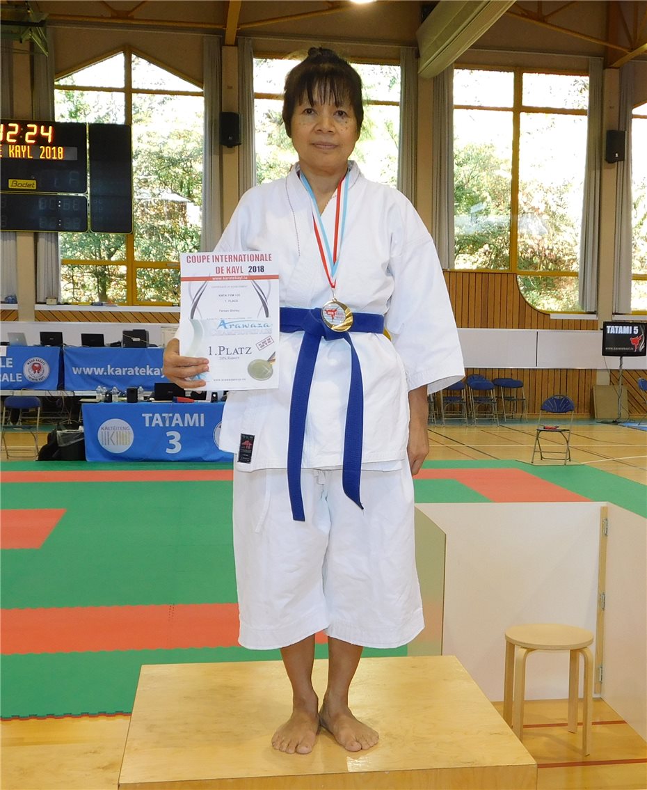 Überlegener Sieg
für Karateka Shirley Fernan
