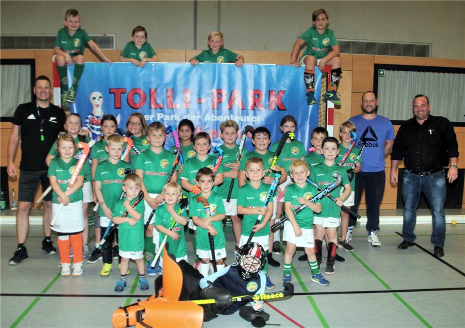 Tolli-Park sponsert Hockeykids des
Hockey-Club „Grün-Weiß“ Tus Mayen e. V.