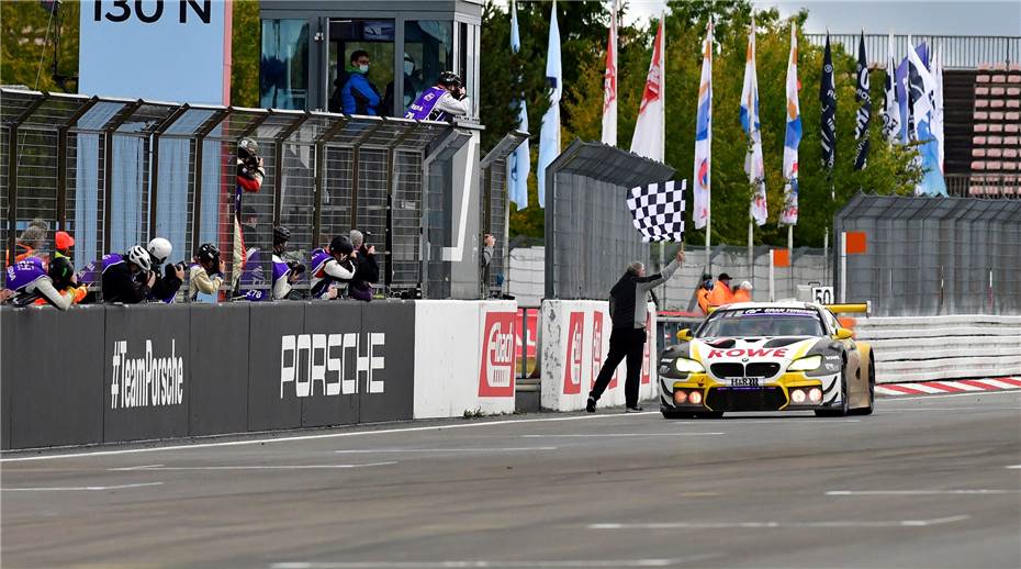 Rowe Racing sichert BMW nach
zehnjähriger Durststrecke den 20. Sieg
