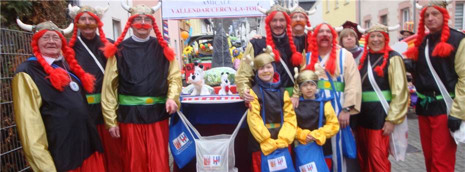 Freundschaftskreis
bei Karnevalszug in Vallendar