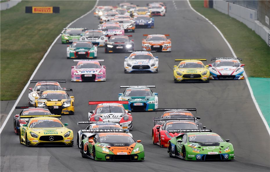 Motorsportaction pur:
ADAC GT Masters auf dem Nürburgring